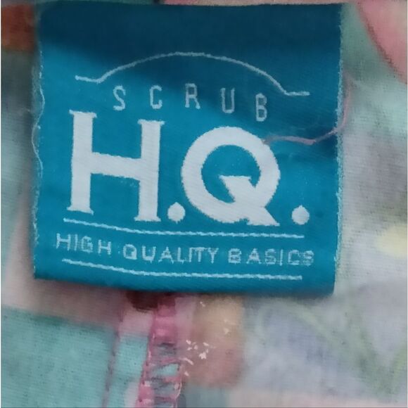 "Scrub H.Q." woman's nursing top - Picture 6 of 6